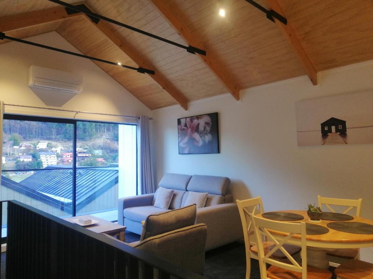 Queenstown Central - Walk To Town - Free Parking - Wifi And Smart Tv - Gym Zewnętrze zdjęcie