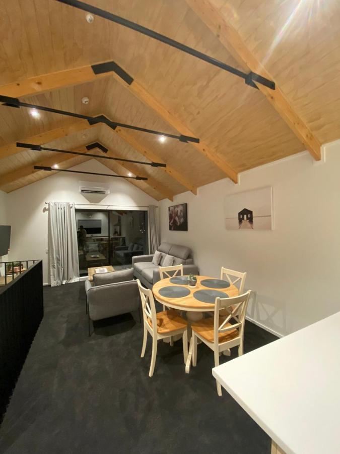 Queenstown Central - Walk To Town - Free Parking - Wifi And Smart Tv - Gym Zewnętrze zdjęcie