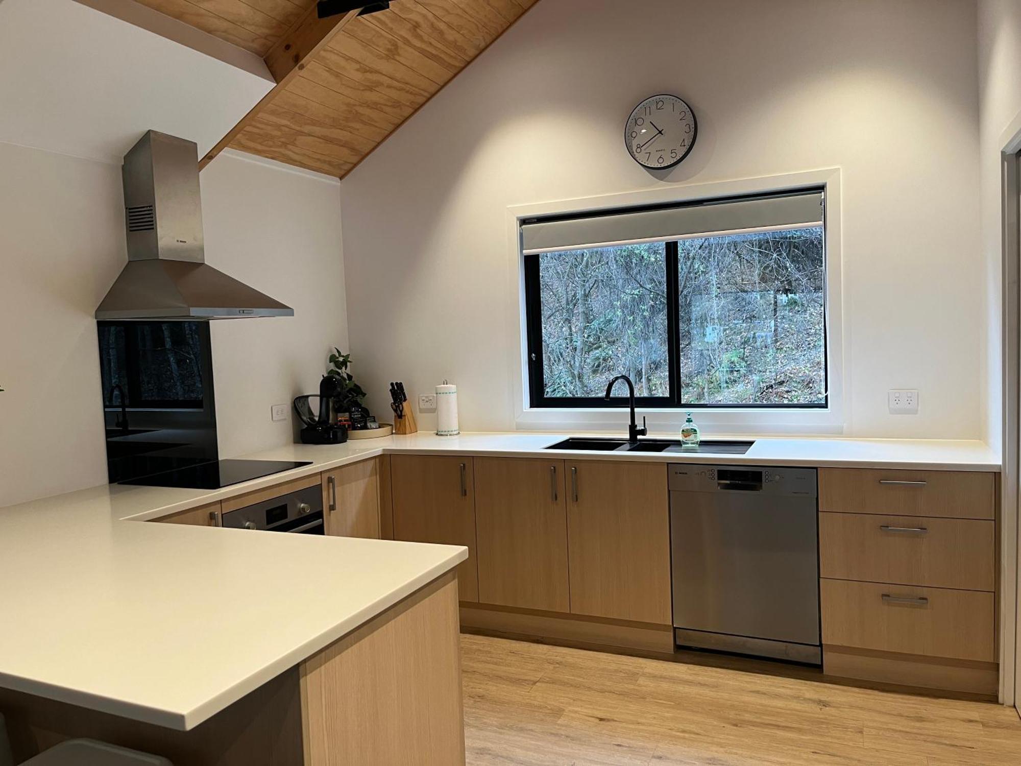 Queenstown Central - Walk To Town - Free Parking - Wifi And Smart Tv - Gym Zewnętrze zdjęcie